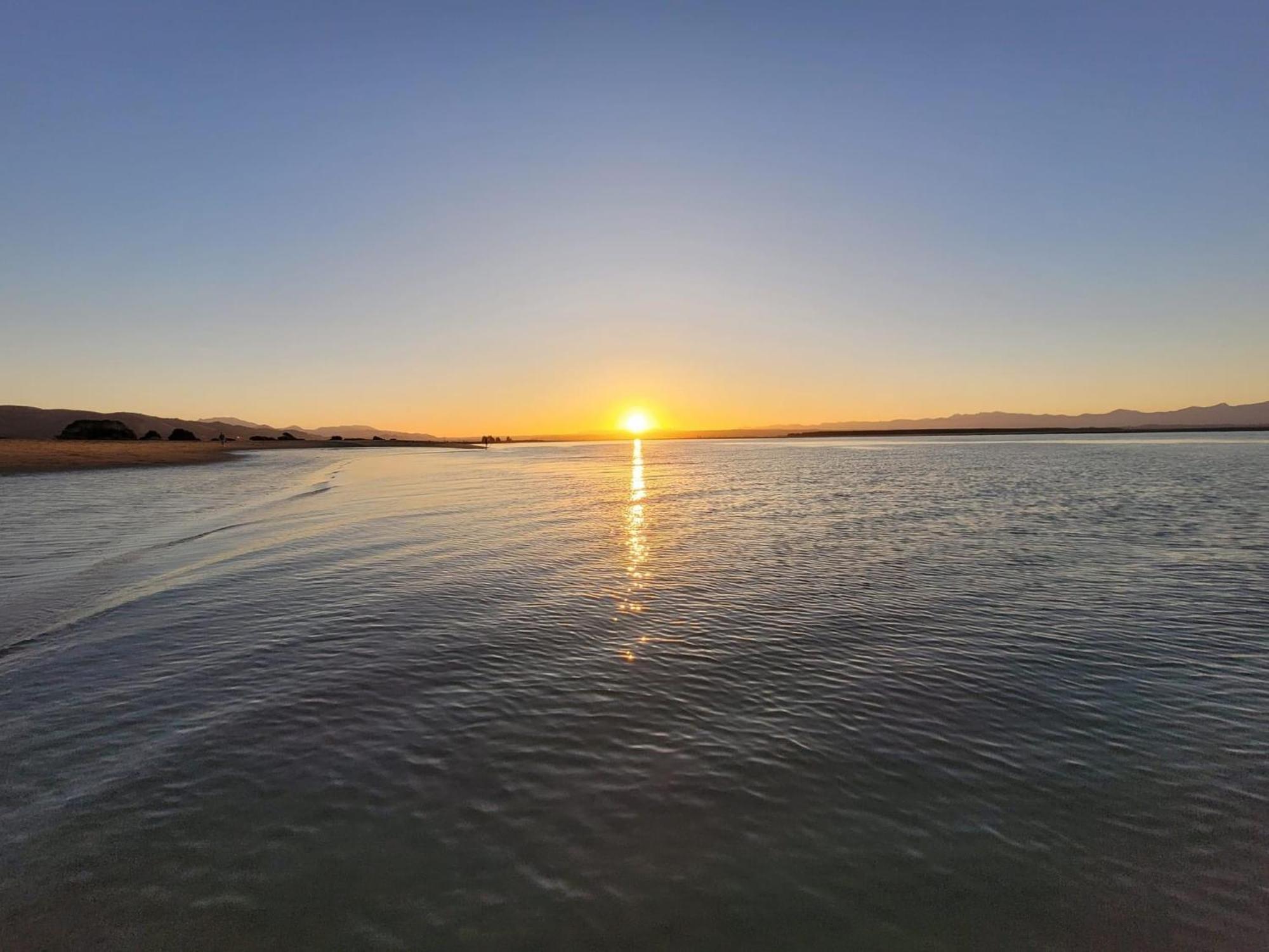Tahuna Beach Holiday Park 纳尔逊 外观 照片