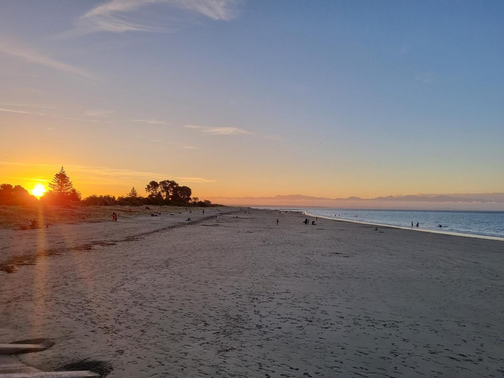 Tahuna Beach Holiday Park 纳尔逊 外观 照片