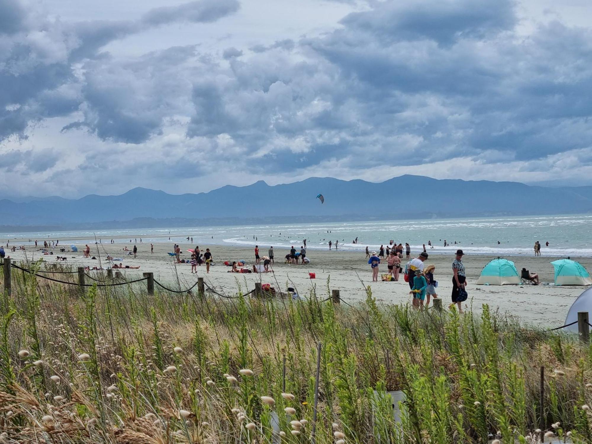 Tahuna Beach Holiday Park 纳尔逊 外观 照片