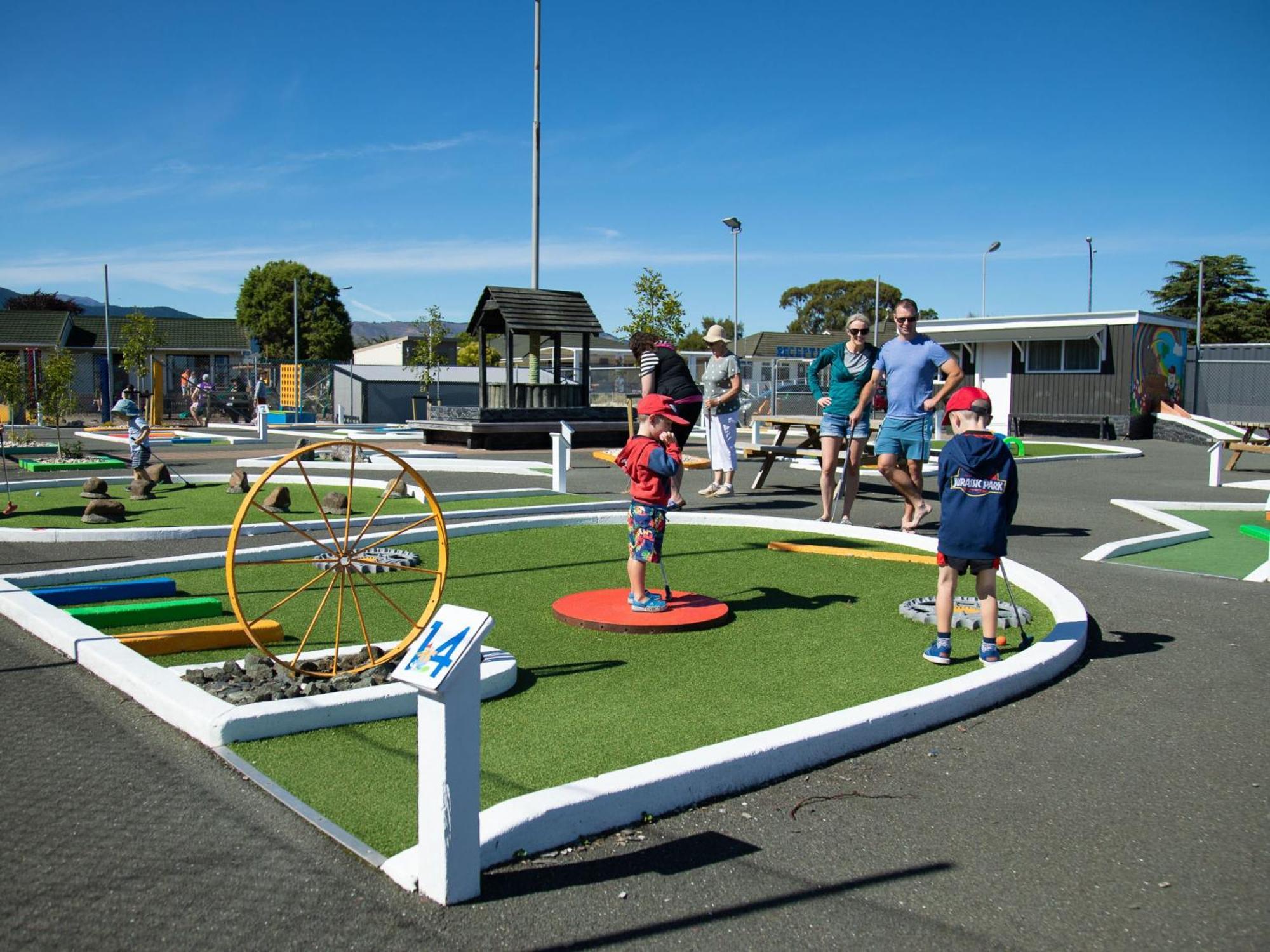 Tahuna Beach Holiday Park 纳尔逊 外观 照片