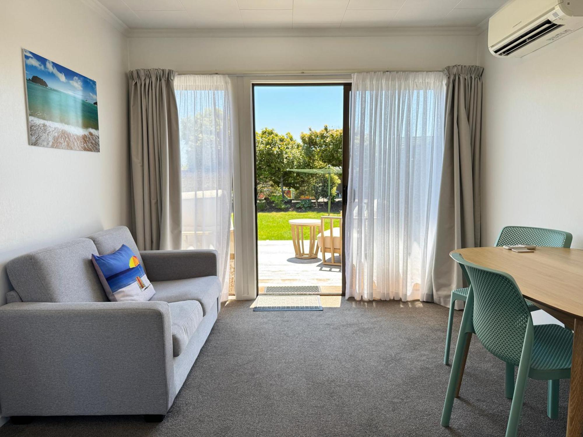Tahuna Beach Holiday Park 纳尔逊 外观 照片
